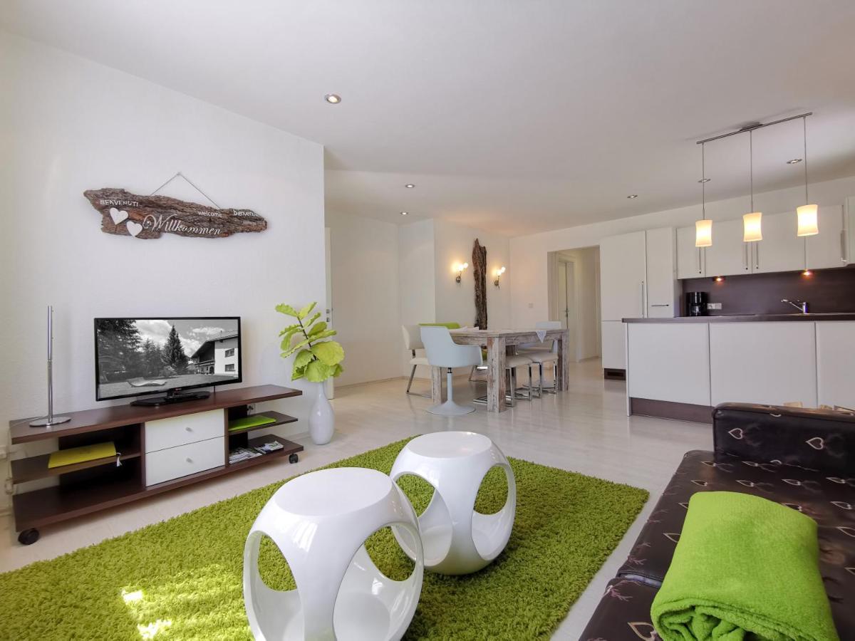 Das Alpenblick & Outdoor Lodge נאודרס מראה חיצוני תמונה