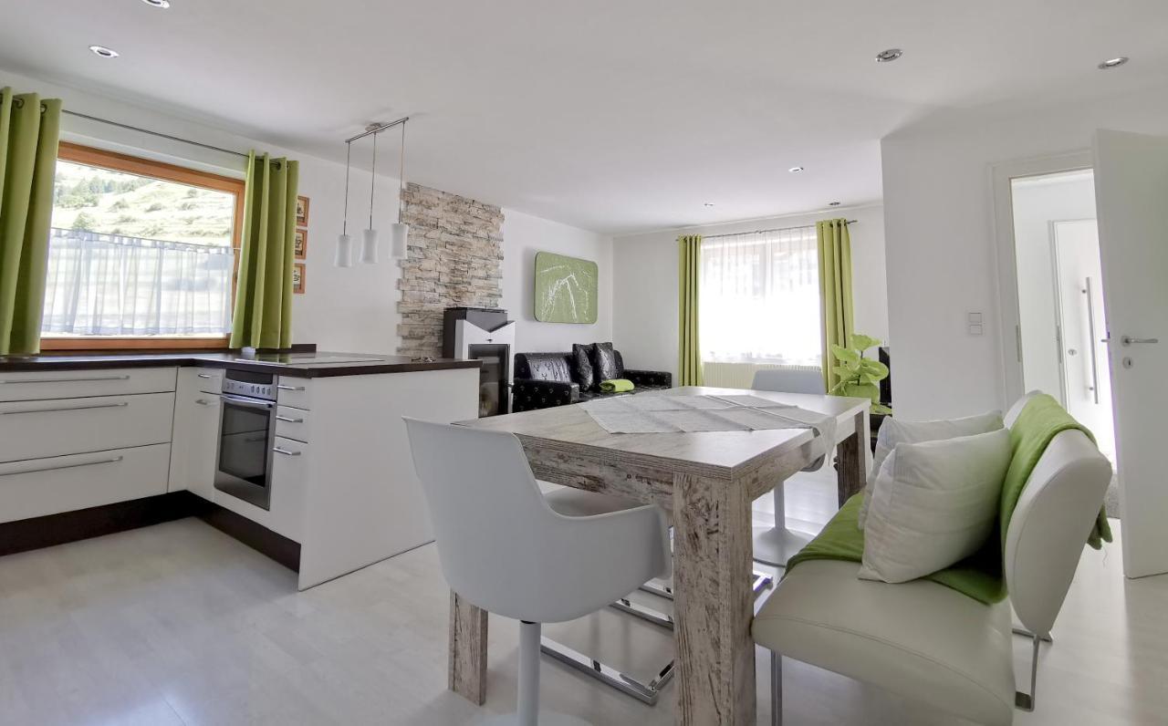 Das Alpenblick & Outdoor Lodge נאודרס מראה חיצוני תמונה
