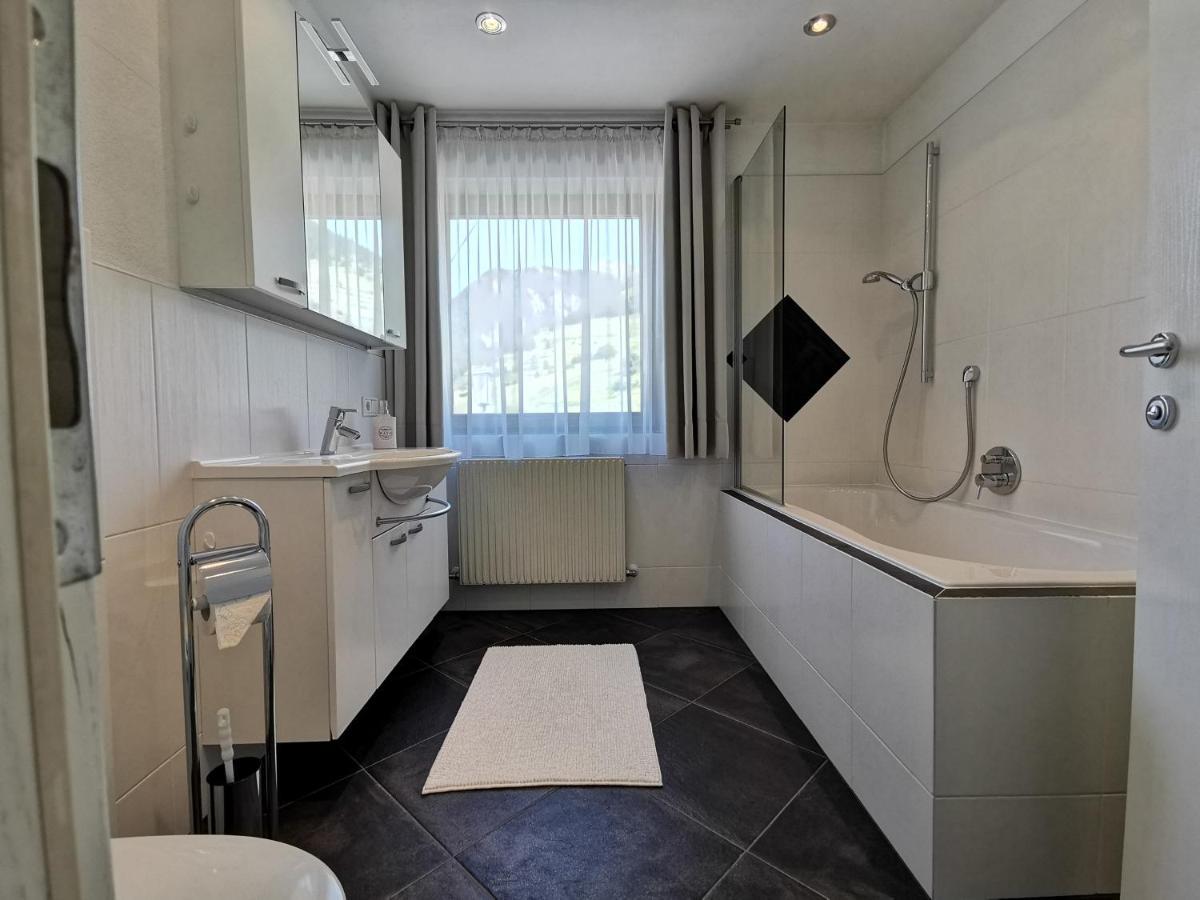 Das Alpenblick & Outdoor Lodge נאודרס מראה חיצוני תמונה