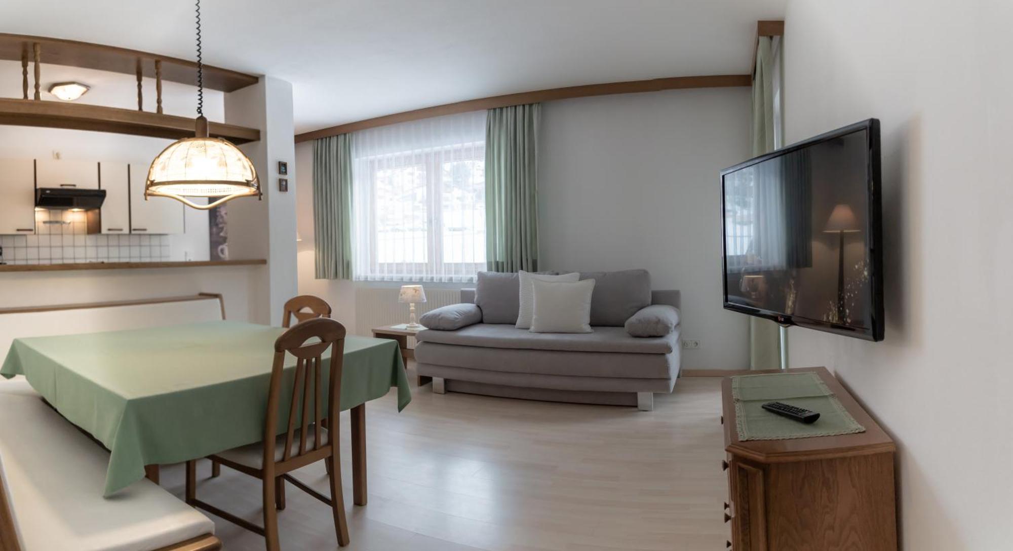 Das Alpenblick & Outdoor Lodge נאודרס מראה חיצוני תמונה