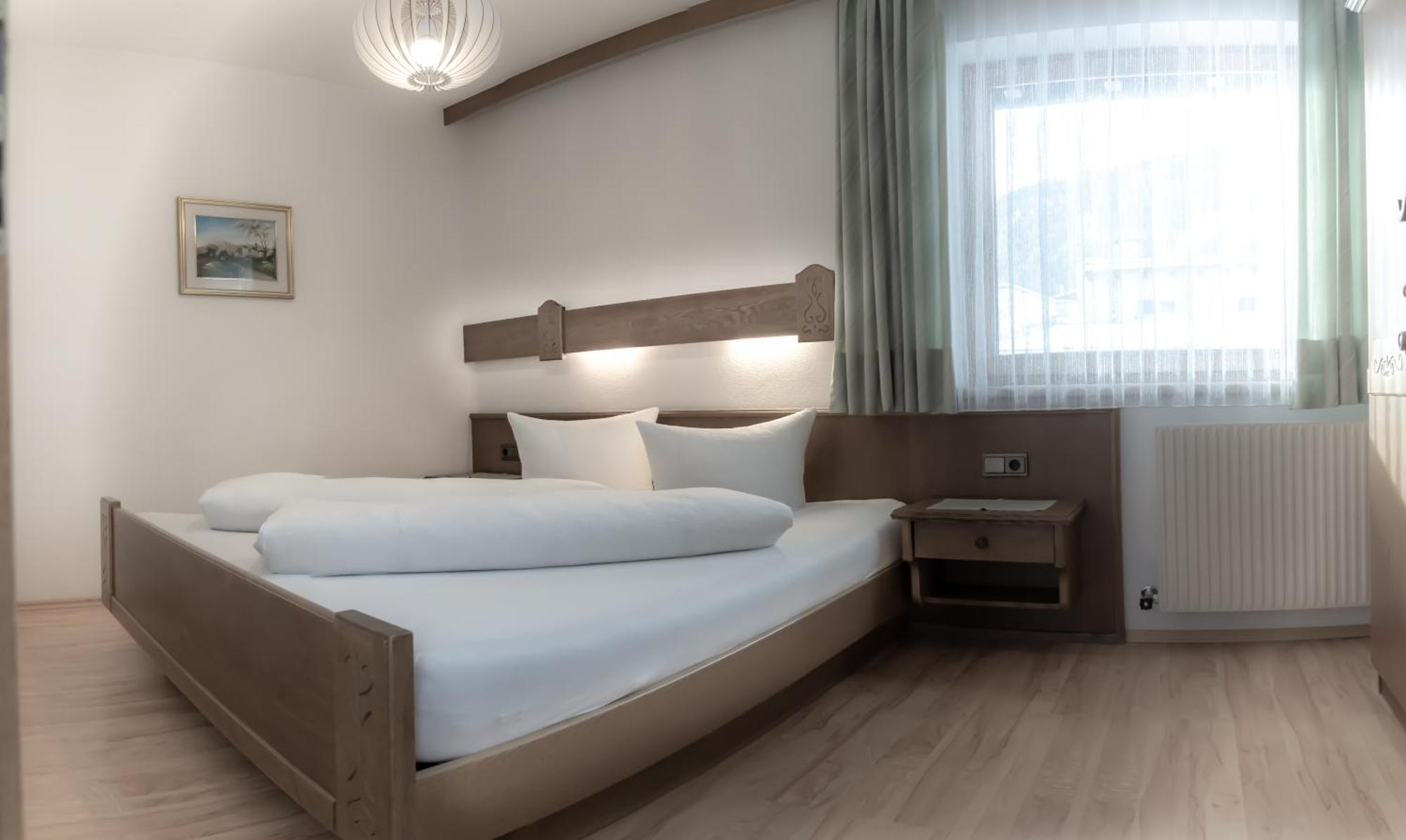 Das Alpenblick & Outdoor Lodge נאודרס מראה חיצוני תמונה