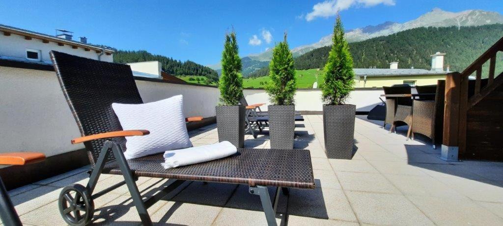 Das Alpenblick & Outdoor Lodge נאודרס מראה חיצוני תמונה