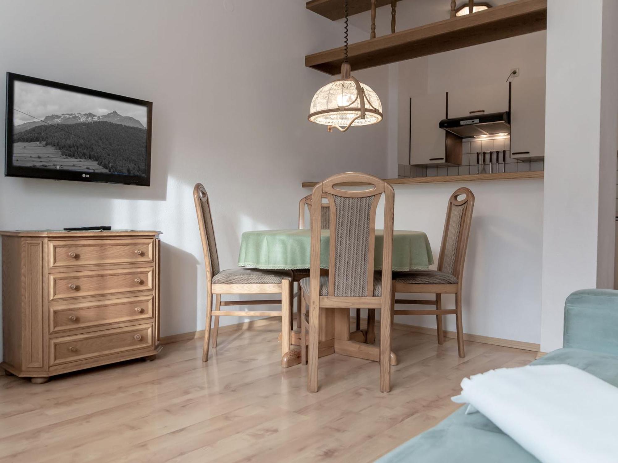 Das Alpenblick & Outdoor Lodge נאודרס מראה חיצוני תמונה