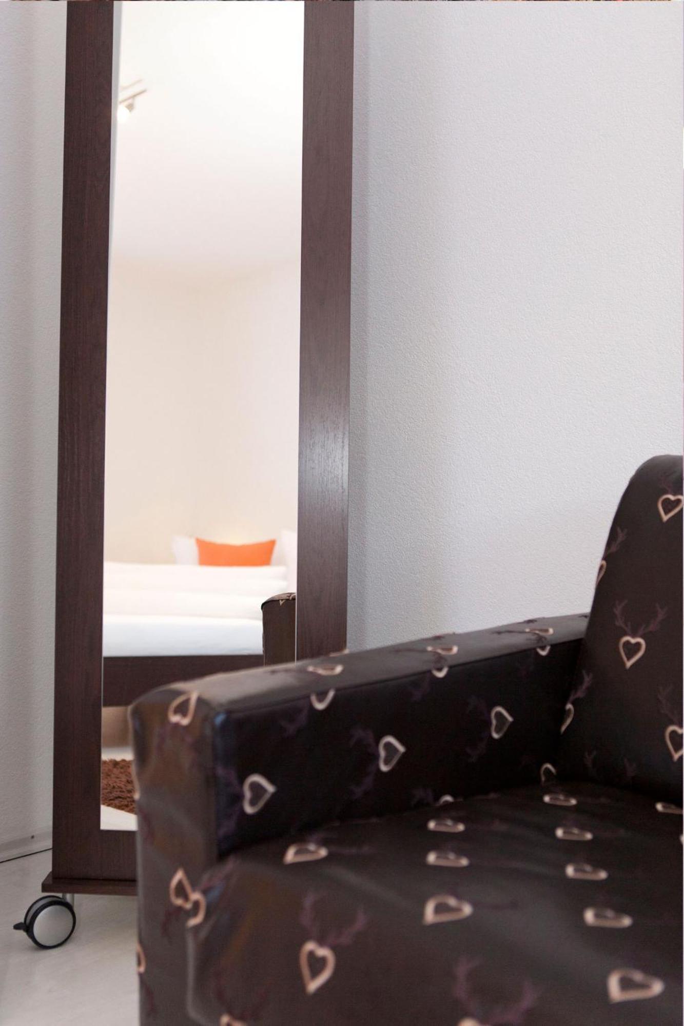 Das Alpenblick & Outdoor Lodge נאודרס חדר תמונה